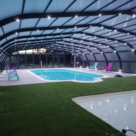 Camping " Le Grun De Chignore" Vollore-Ville Exterior foto